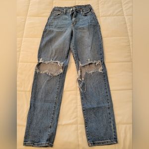 Fashion Nova boyfriend Jean's size 3 (W25)